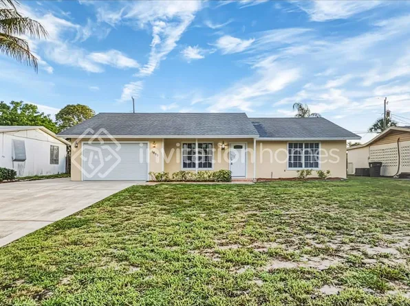 1895 Ocala Rd, North Palm Beach, FL 33408