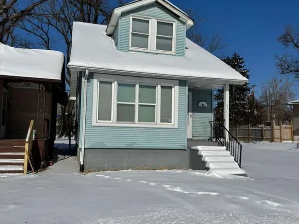 6755 Schofield Pl, Saint Louis, MO 63133