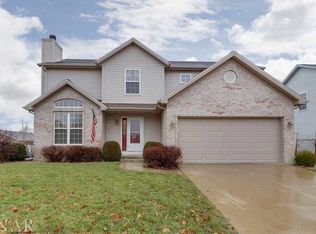 4 Rachel Ct, Bloomington, IL