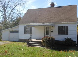 2316 Valleyview Dr, Alton, IL 62002