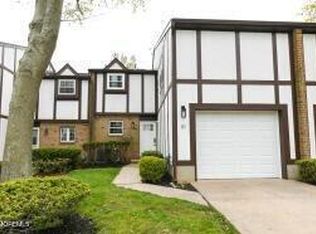 41 Willow Ln, Spring Lake, NJ 07762