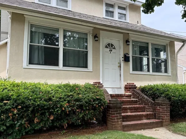 29 E Buckingham Ave Floor 2, Mount Ephraim, NJ 08059