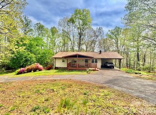 5172 Us Highway 70 E, Nebo, NC 28761