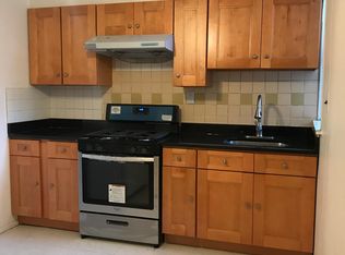 1025 Jackson St, Philadelphia, PA 19148