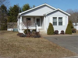 41 Bridlepath Trl, Killingworth, CT 06419