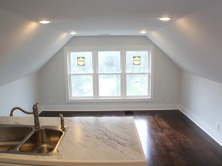 3339 Charlotte St #3 — Photo 4