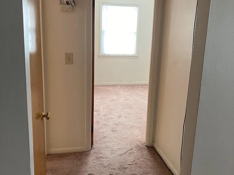 2095 Warrensville Center Rd #C7 — Photo 24