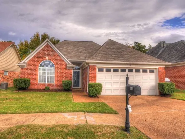 1496 Beringer Dr, Cordova, TN 38018