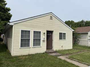 210 Pleasant Ave, Michigan City, IN 46360