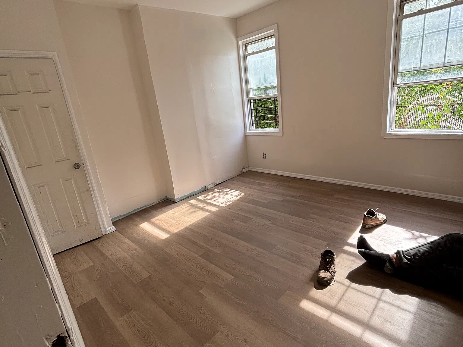 4 bed, $3,600 — Photo 1