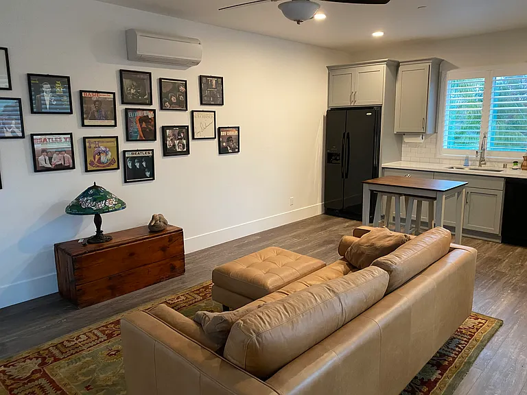 904 Persifer St — Photo 1