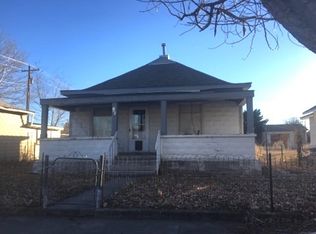 166 S Idaho Ave, Guernsey, WY 82214