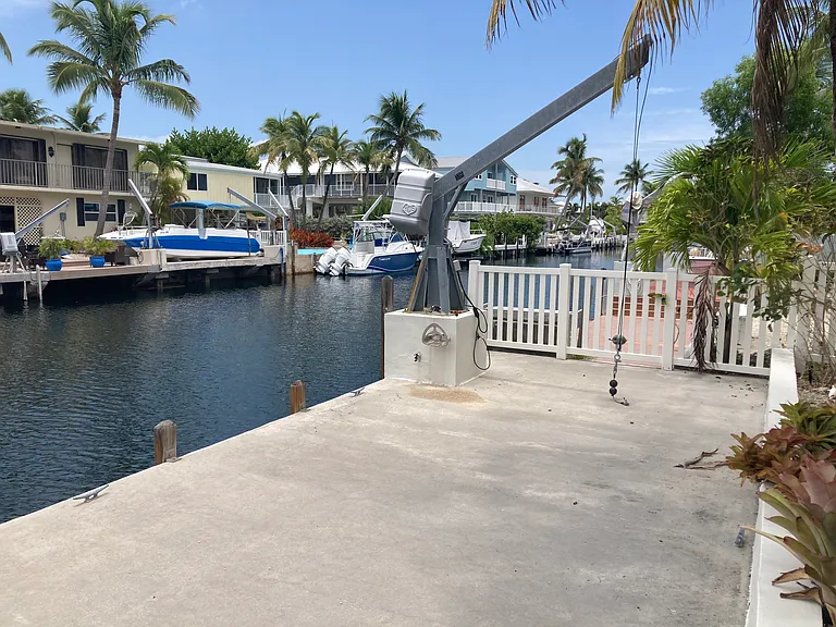 115 Harbor Ln — Photo 10