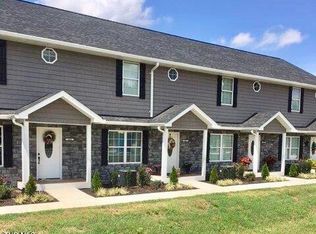 1900 Knob Creek Rd #403, Johnson City, TN 37604