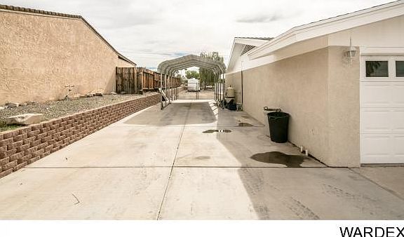 3rd image of 2320 Cosnina Dr