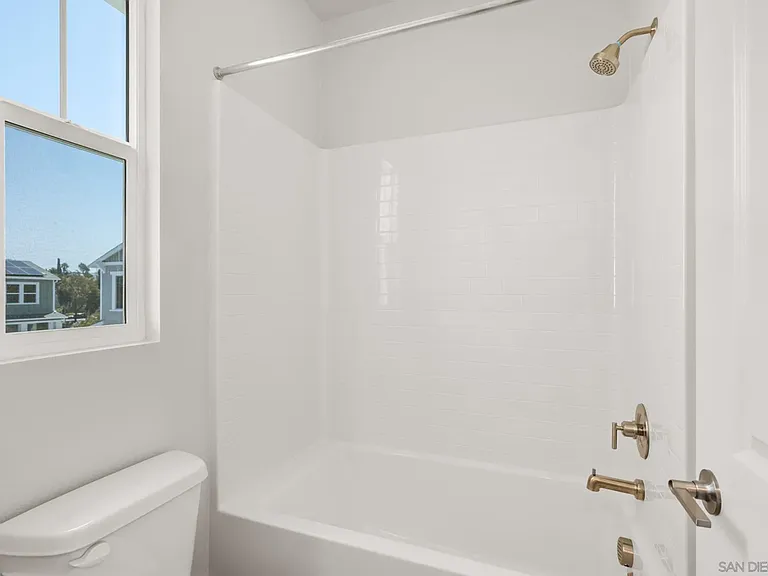 1523 Wingwood Ln — Photo 24