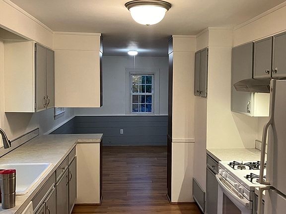 4th image of 52 Megansett Rd