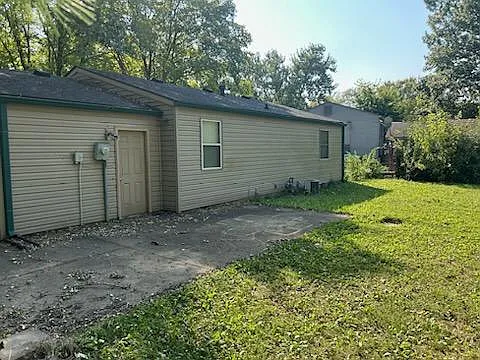 11312 McDowell Dr — Photo 2