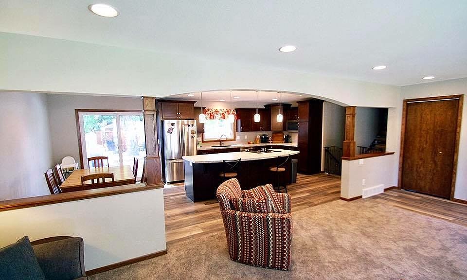 Living Room/Kitchen