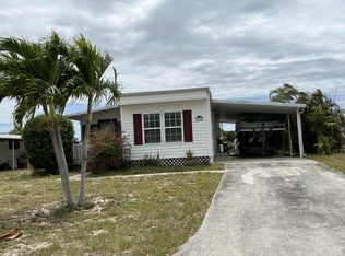 8280 SE Eagle Ave, Hobe Sound, FL 33455