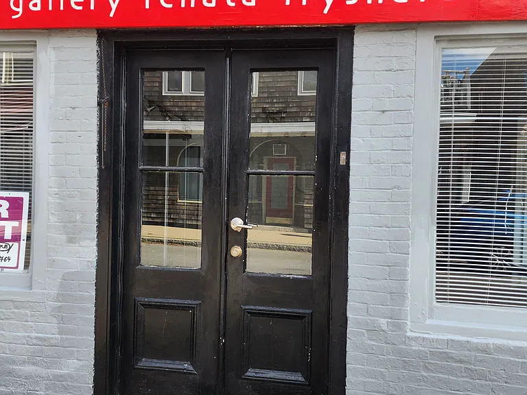 30 Main St #A — Photo 3