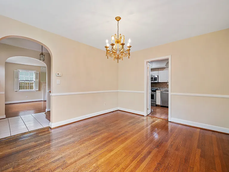 5122 Fairglen Ln — Photo 6