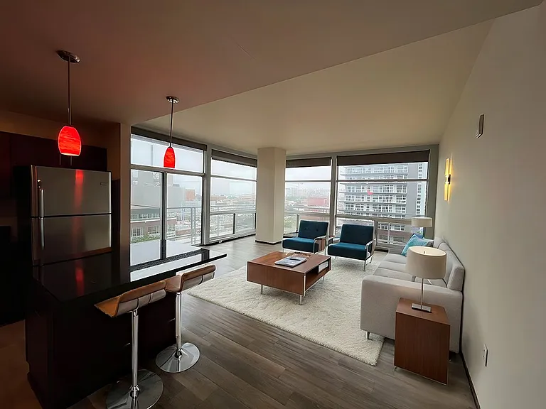 Galaxie High Rise Apartments — Photo 165