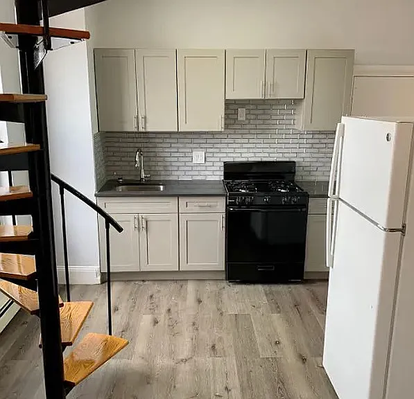 597 4th Ave #3R — Photo 16