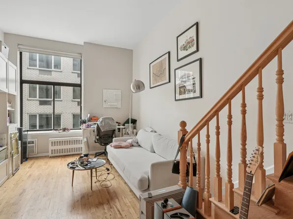 310 East 23rd Street image 3 of 11