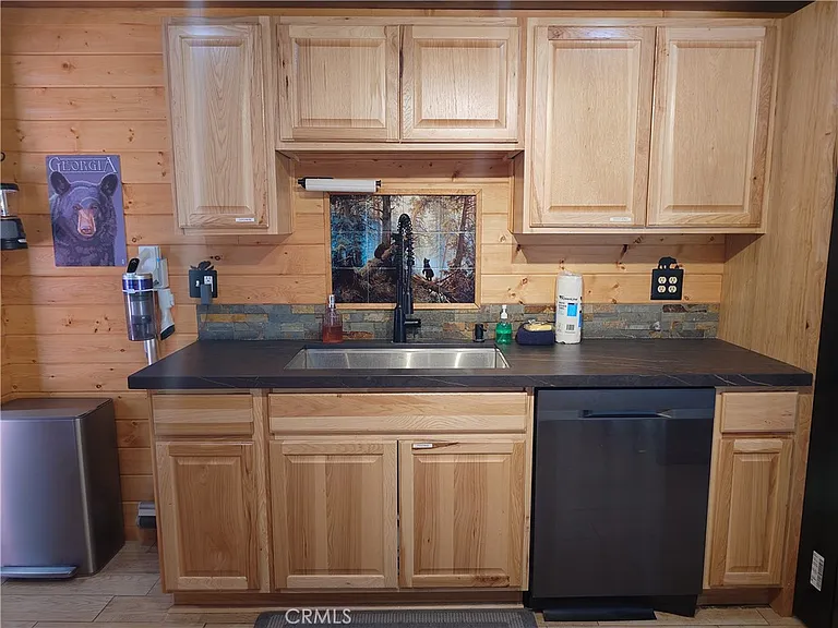 787 Georgia St — Photo 11