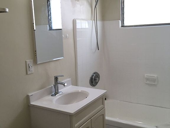 5th image of 3840 Motor Ave #15