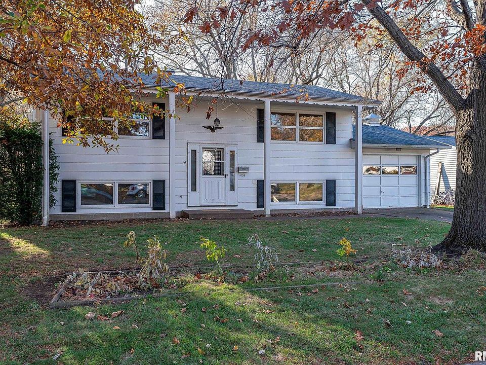1st image of 4104 N Linwood Ave