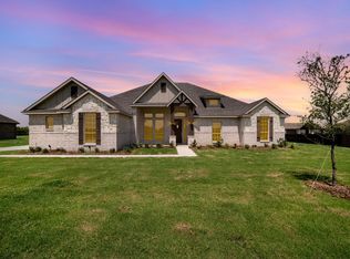 1124 Barrix Dr, Forney, TX 75126