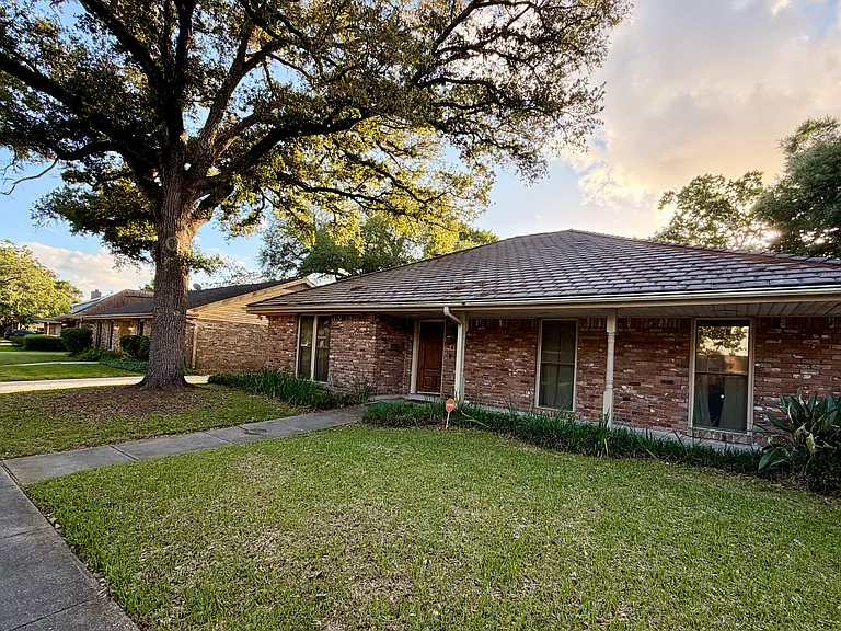 2729 Ramsey Dr — Photo 3
