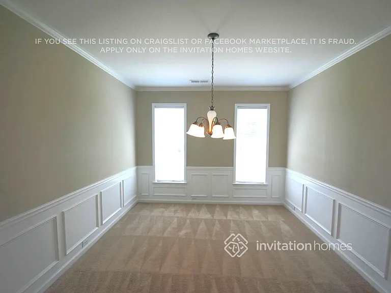 4402 Walforde Blvd — Photo 10