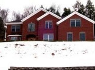16 Springtree Blvd, Apalachin, NY 13732