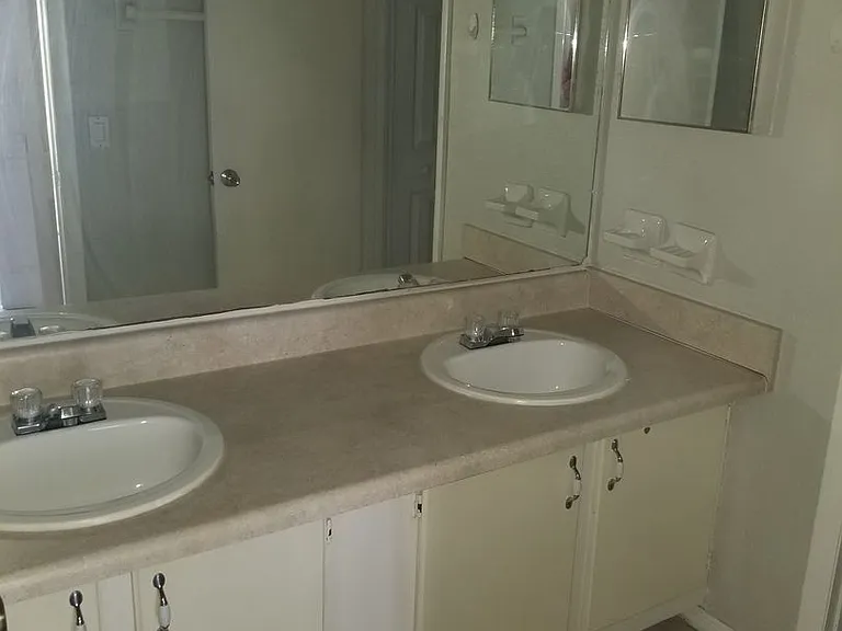667 Trinidad Ct — Photo 5