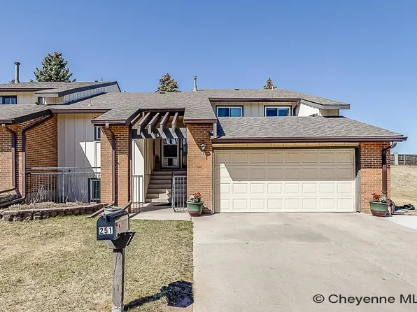 251 Lake Shore Dr, Cheyenne, WY 82009