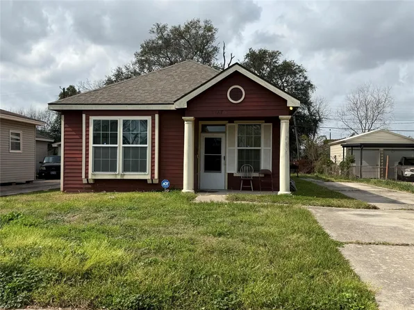 3513 Thomas Blvd, Port Arthur, TX 77642