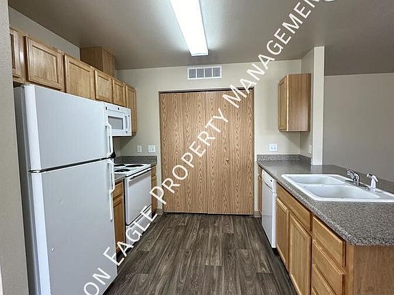 3rd image of 1805 E Overland Rd #16-23-23