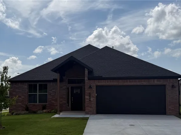 2300 N Zane St, Siloam Springs, AR 72761