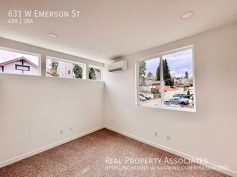 631 W Emerson St — Photo 32