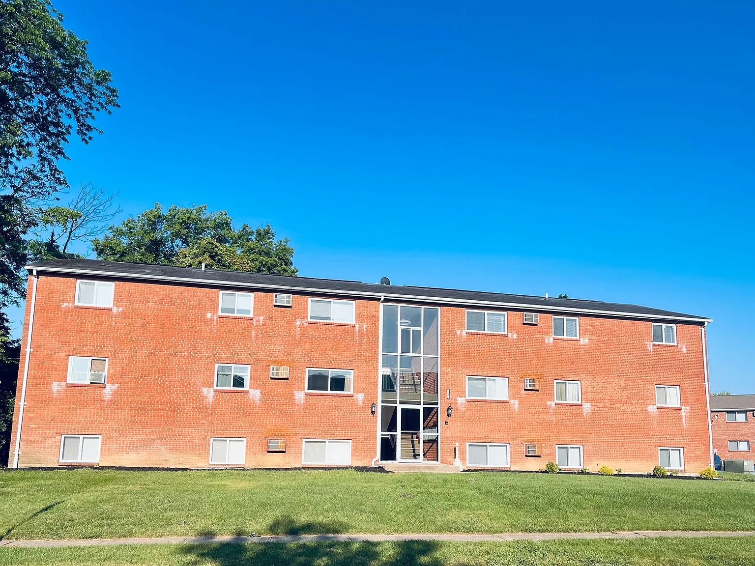Edgecombe Apartments — Photo 1