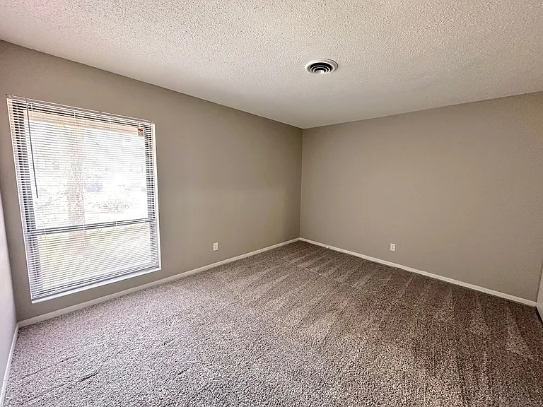 The Hammond Apartments — Photo 131