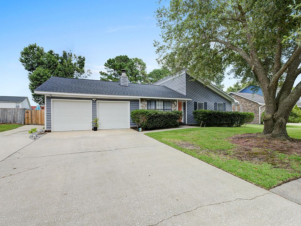 1st image of 197 Ponderosa Dr