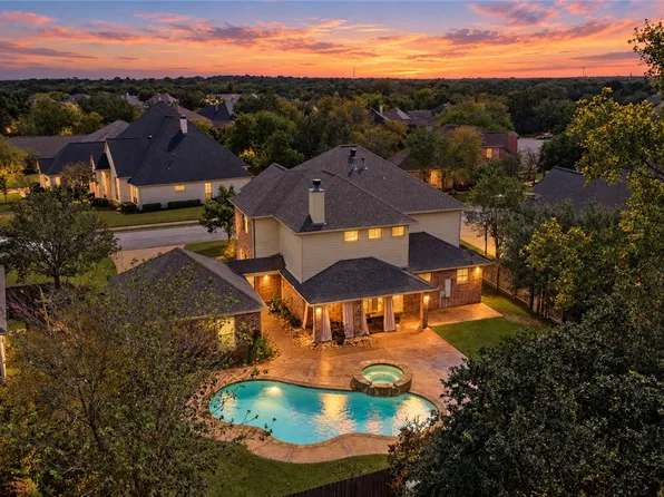 5124 Congressional Dr, College Station, TX 77845