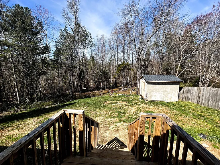 3225 Ridgewood Place Dr — Photo 3