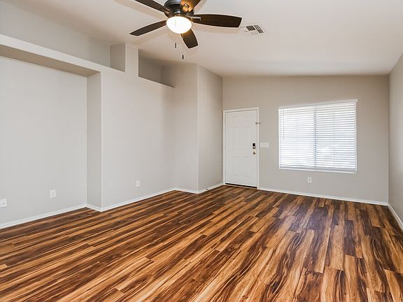 3rd image of 4883 E Meadow Lark Way