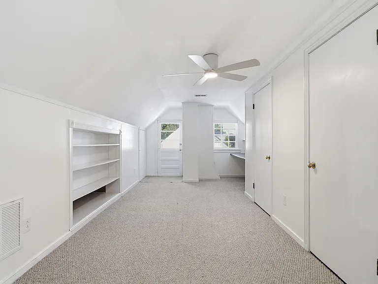 6412 Monument Ave — Photo 15