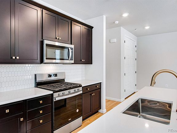5th image of 1423 Great Western Drive
